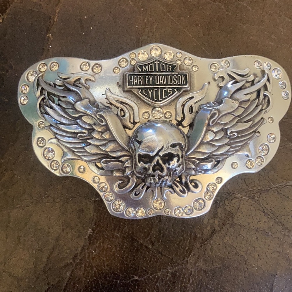 Harley Davidson silver belt buckle with crystals